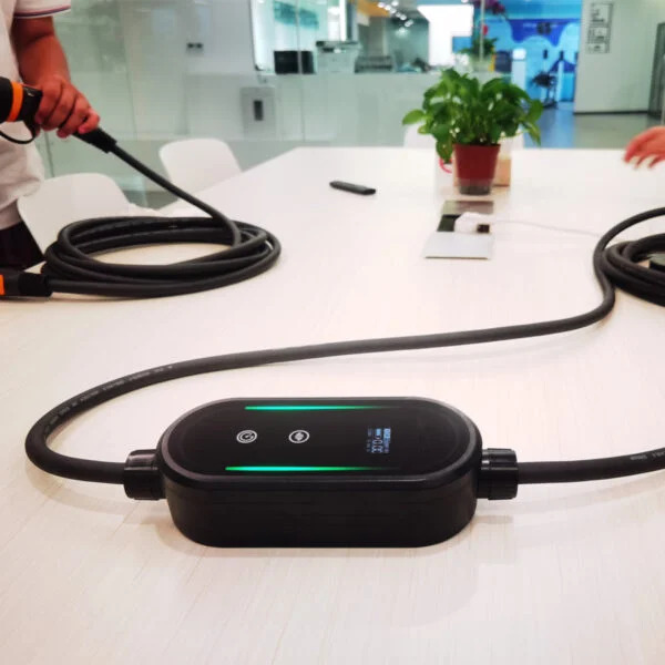 PORTABLE EV CAR CHARGER 7KW 32A 230V - Image 3